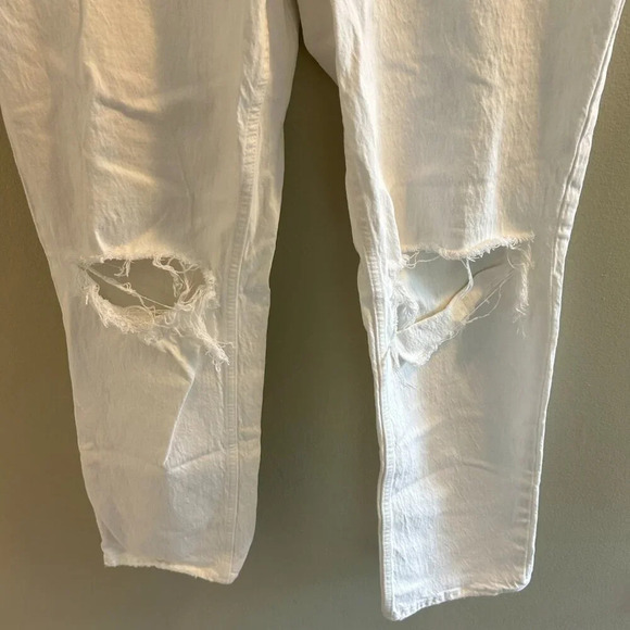 Abercrombie 90s Straight Ultra High Rise White Jeans Womens Size 32 14 Long - Picture 6 of 8